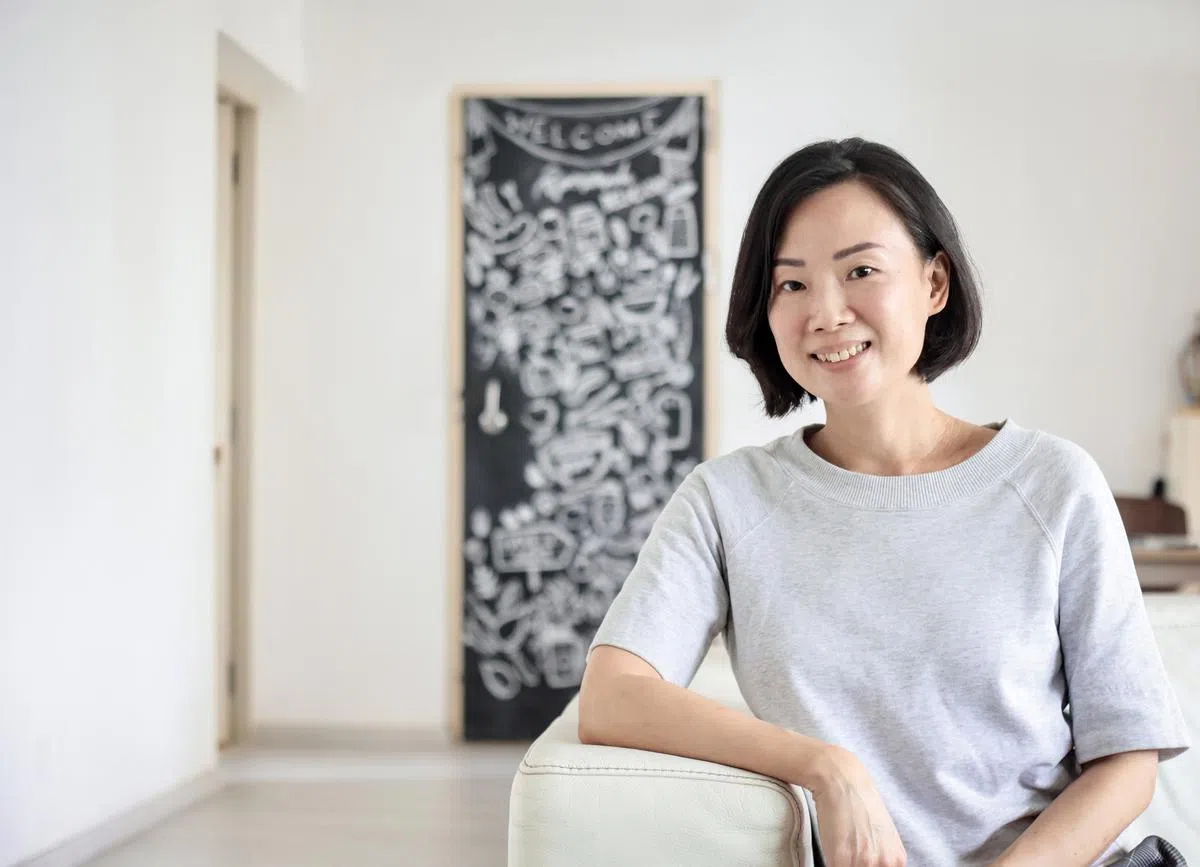 从事通讯业的张雪贞认为：最有效的环保方法是把日常生活的垃圾减到最低。（严宣融摄）