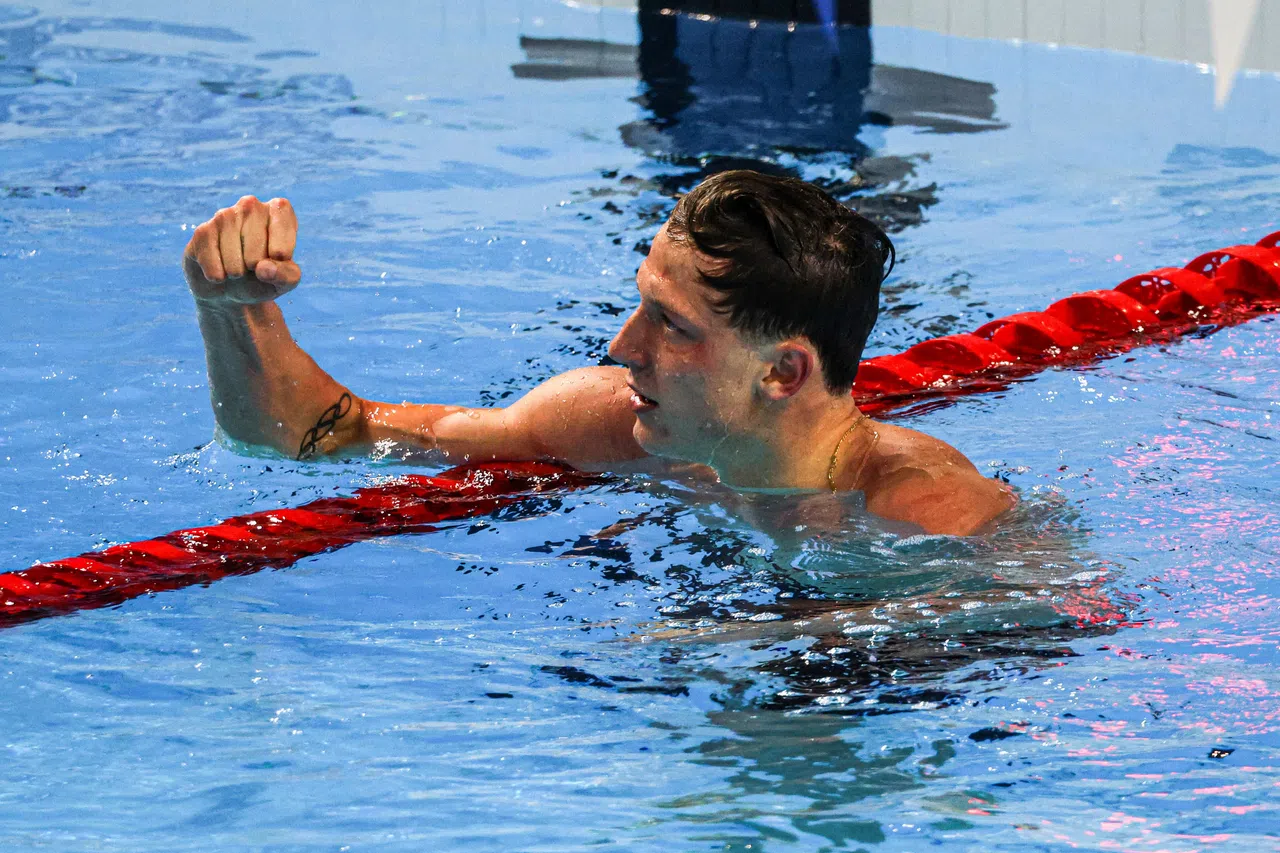 南非泳将科策以51秒85刷新非洲纪录并夺冠。（关俊威摄）