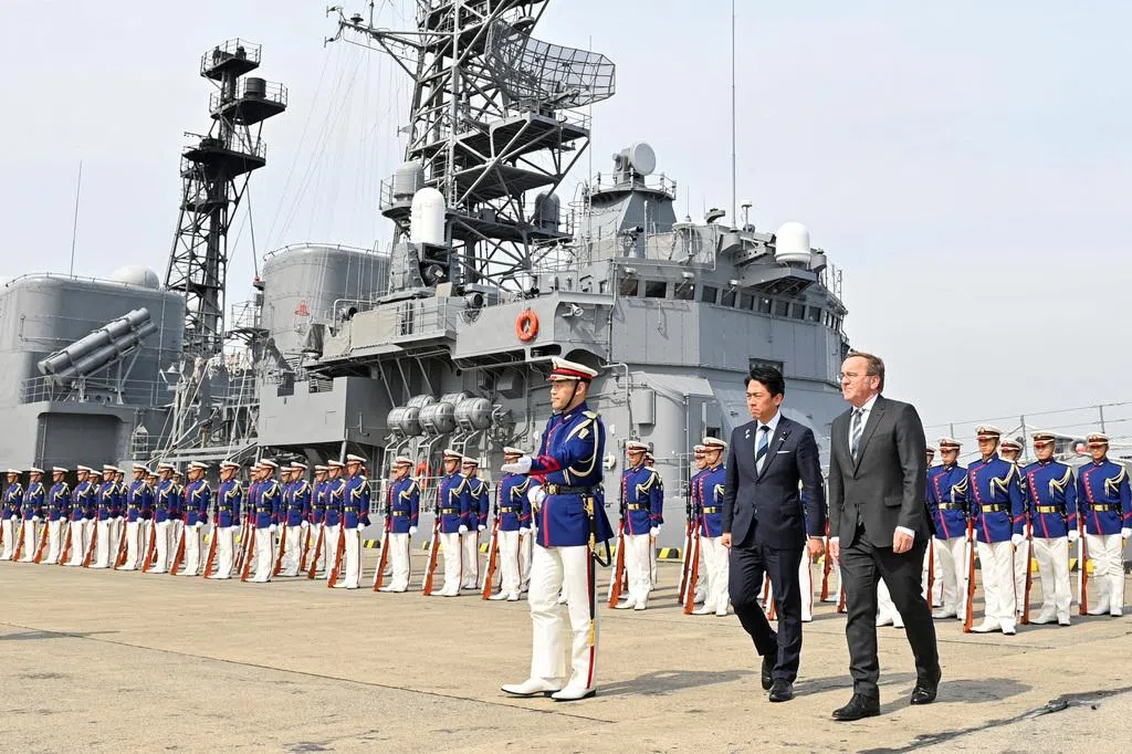 日德寻求深化防务合作 应对国际安全局势动荡 日德寻求深化防务合作 应对国际安全局势动荡