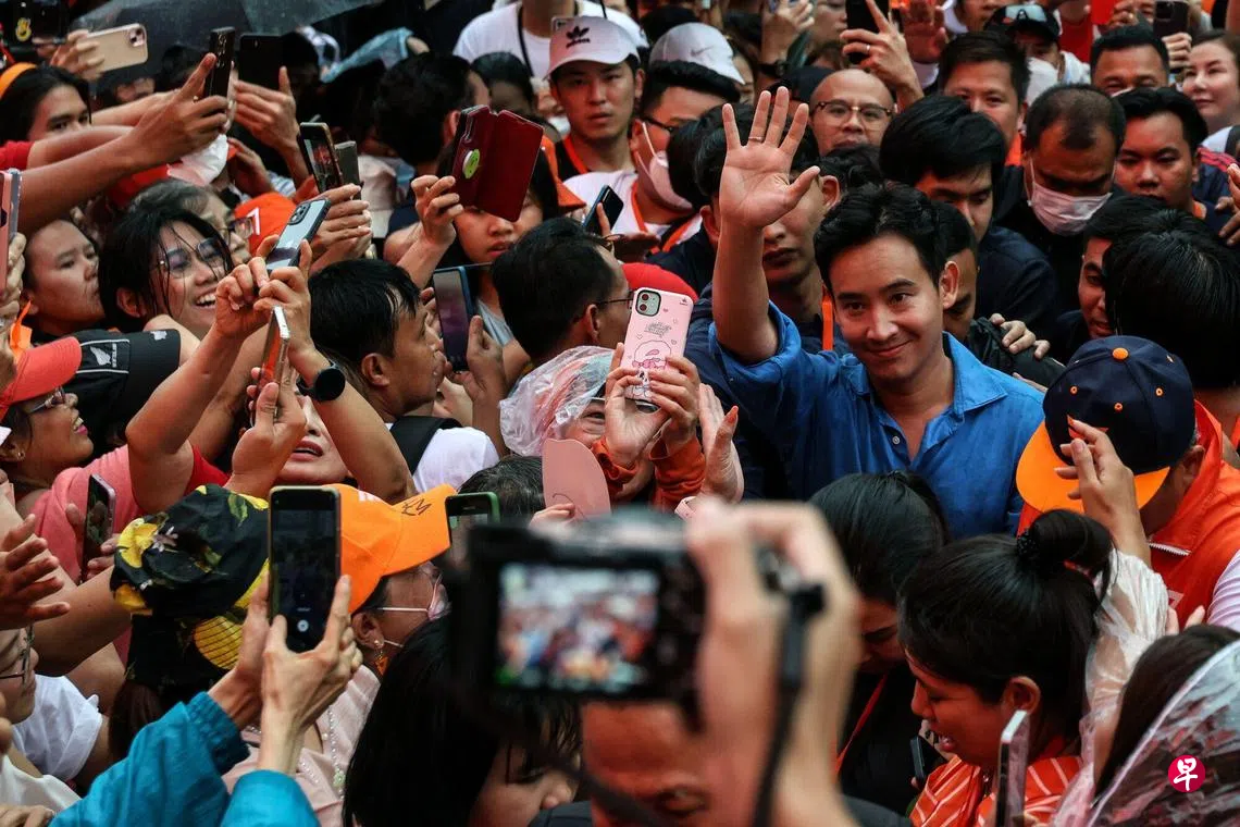 违反选举条规泰国选委会或重挫披塔首相梦| 联合早报