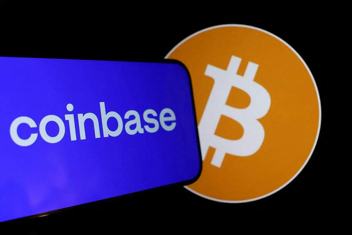 Coinbase去年第三季度到第四季度的交易额增长了一倍多，达到1540亿美元。其中散户的交易额有290亿美元，机构交易额则有1250亿美元。（法新社）