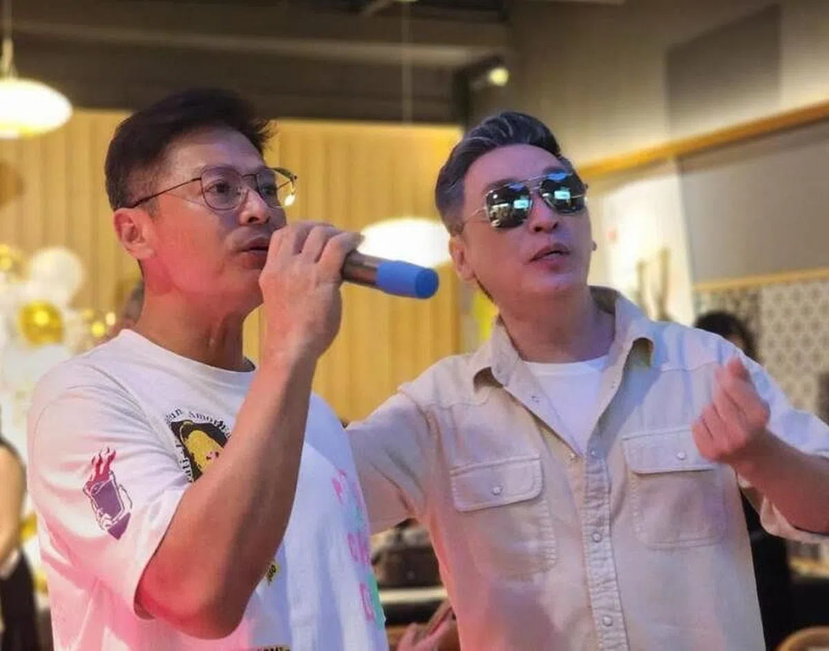 李南星与陈泰铭飙歌。（受访者提供）