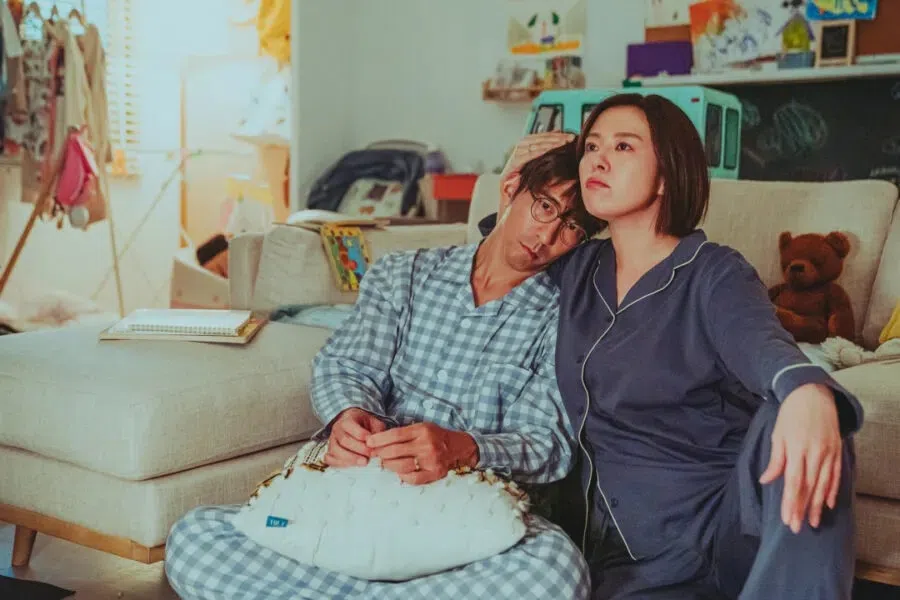 修杰楷（左）和刘品言在《一家之主》的火花不错。（互联网）