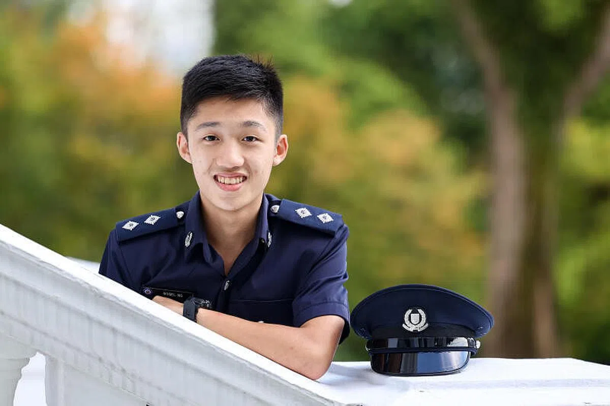 黄泓勋（19岁）是今年新加坡警察部队奖学金得主之一，9月将远赴英国伦敦政治经济学院修读经济学。（陈渊庄摄）