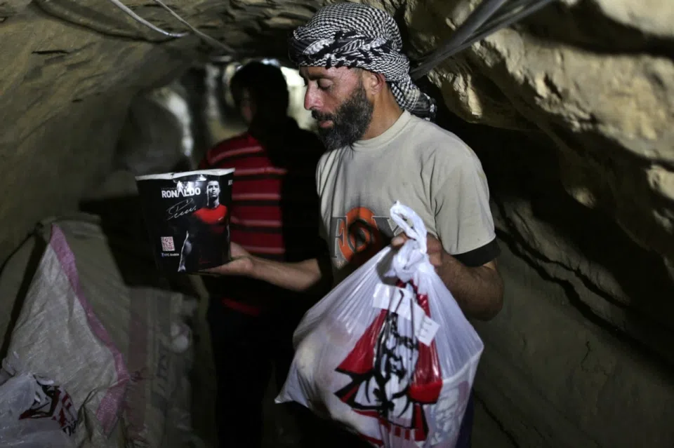 加沙地道中走私肯德基（法新社）