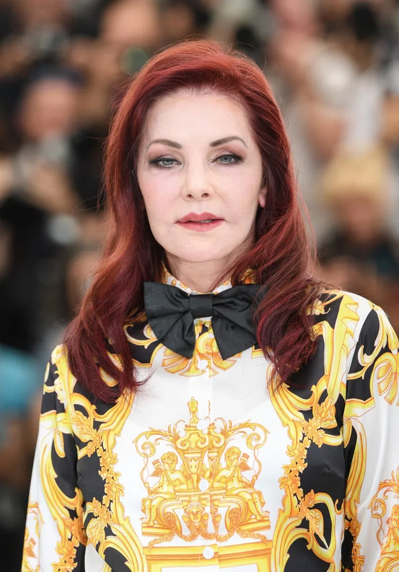 猫王遗孀Priscilla Presley否认指控。（互联网）