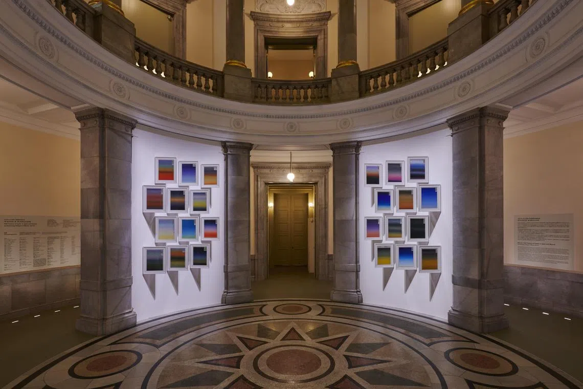 展览展出28位艺术家的150多件当代艺术作品，其中包括年轻艺术家涩谷翔受卡地亚当代艺术基金会委托创作的一系列画作。（卡地亚提供）