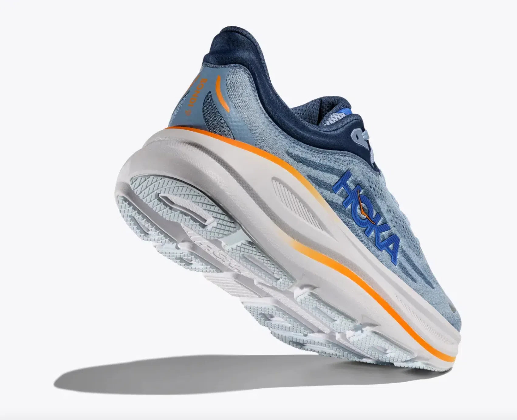 Hoka Bondi 9跑步鞋鞋底厚，有着极高的缓震功能。（品牌提供）
