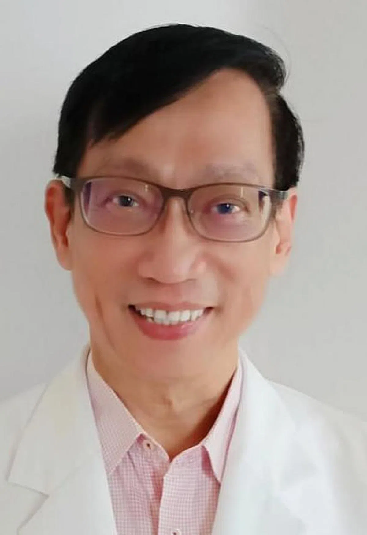 李章能，中华医院中风后遗症专病组医师