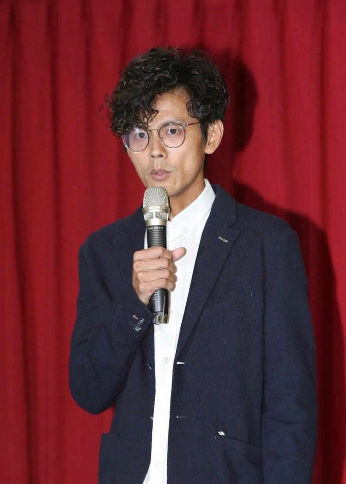 阿翔第二次认错时哽咽鞠躬。（互联网）