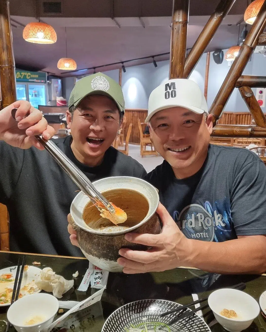 歌迷敲碗黎沸挥（左）和巫启贤办“不夜城”演唱会，黎沸挥说要好好规划不能急。（取自黎沸挥IG）