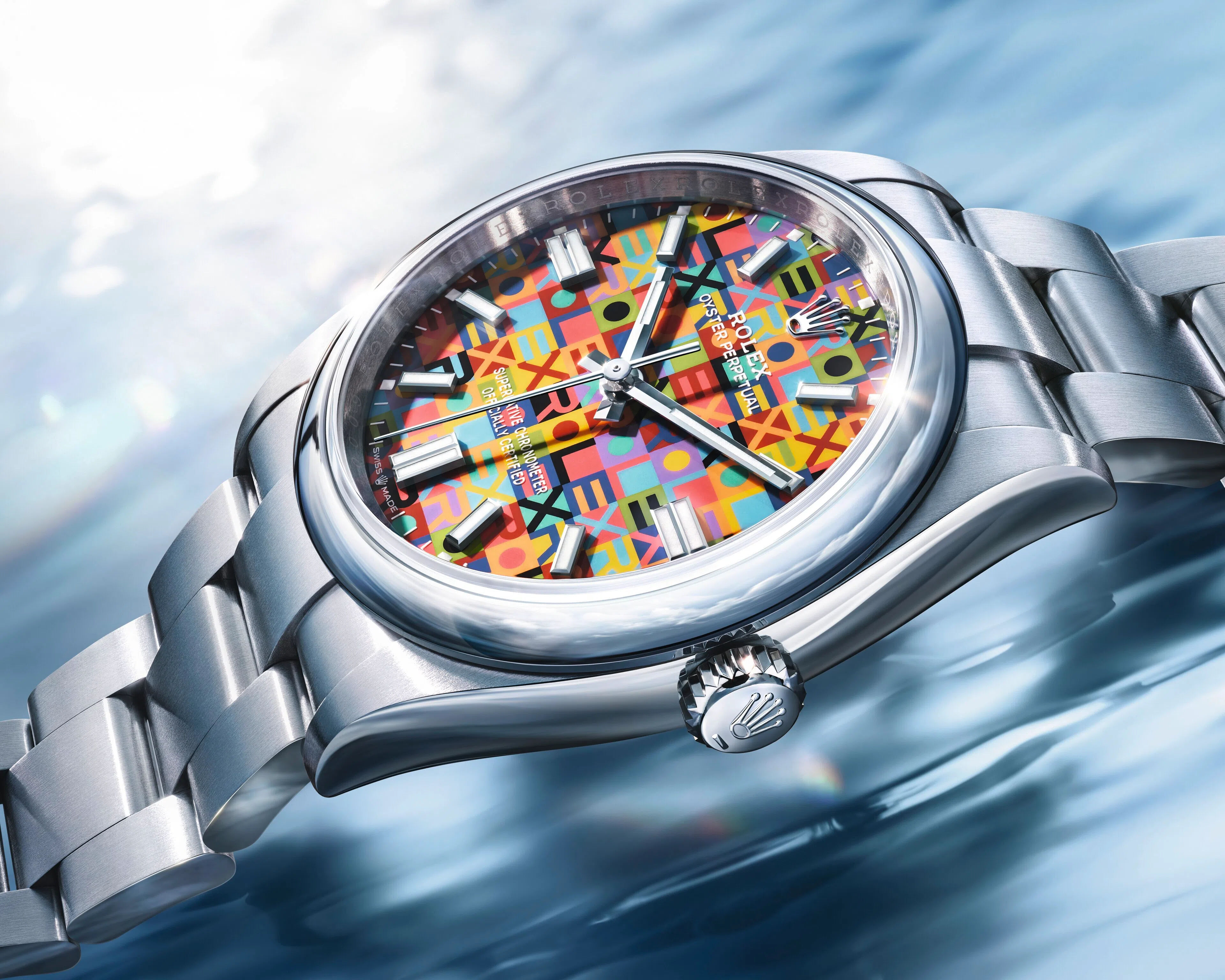 蚝式恒动型36腕表以至少十种对比鲜明的色彩，呈现“ROLEX”字样。（劳力士提供）