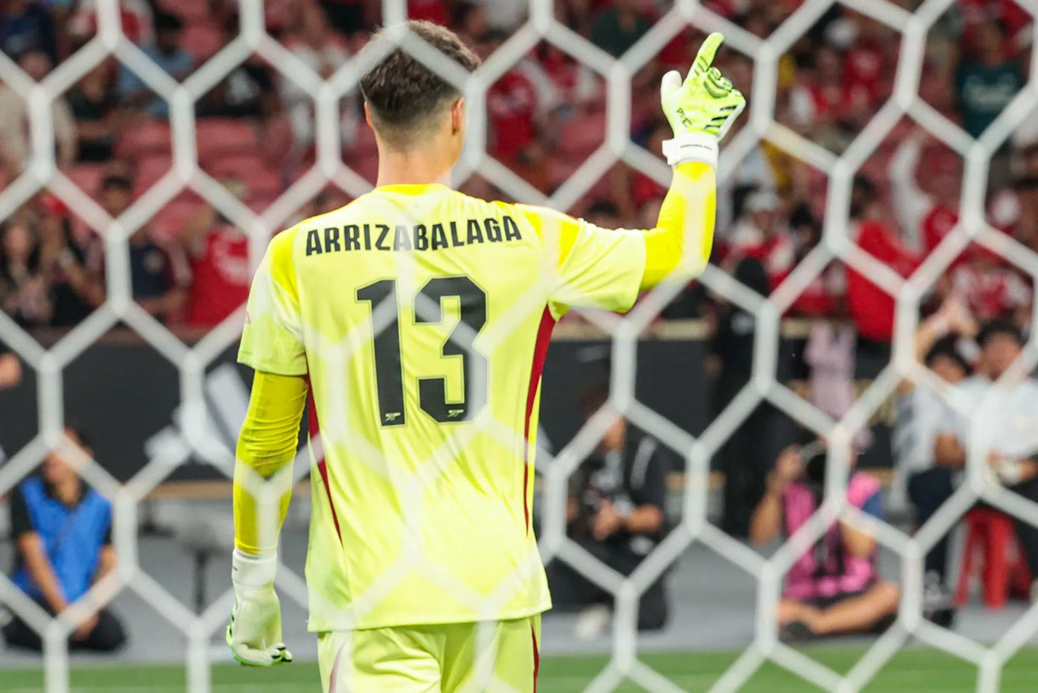 阿申纳新门将凯帕在对垒体育米兰的点球大战中，扑出了三个点球。（李冠卫摄）