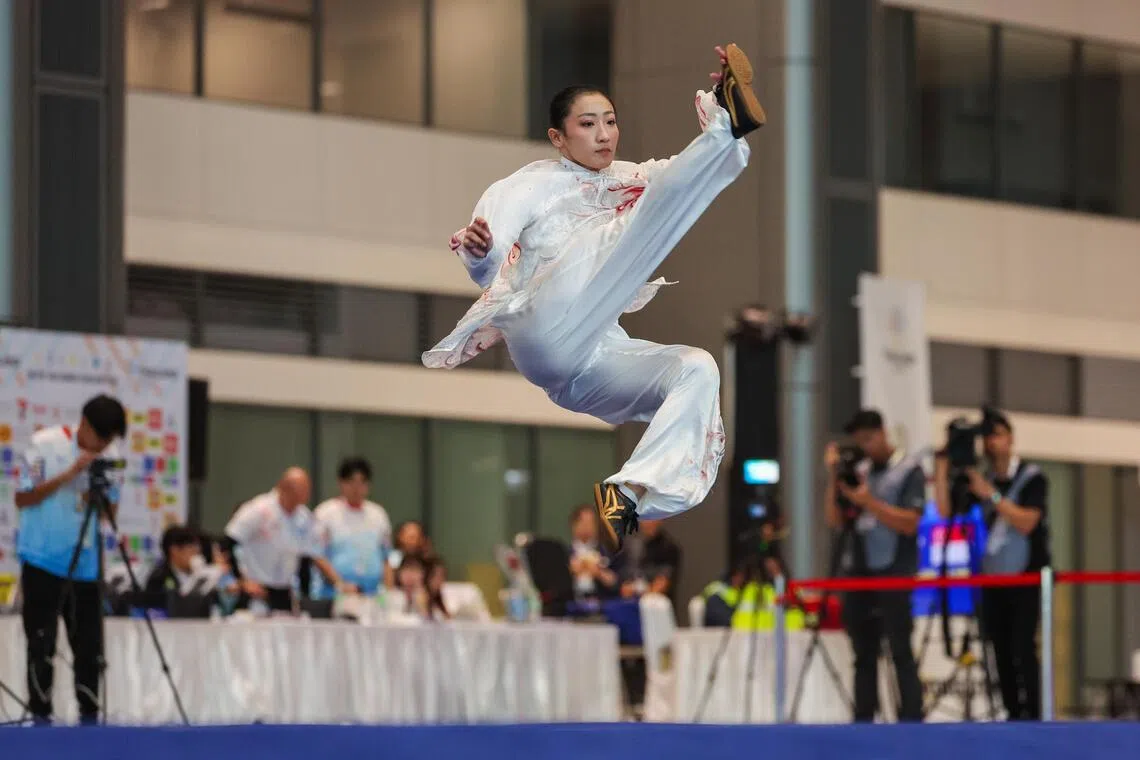 罗芝宁在女子太极拳暂列第四，必须在隔天的女子太极剑再接再厉。（白艳琳摄）