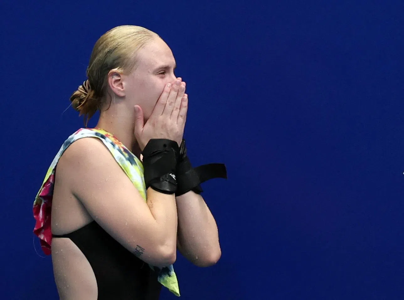 保利娜在完成最后一跳后，对自己得以站上领奖台感到难以置信。（路透社）