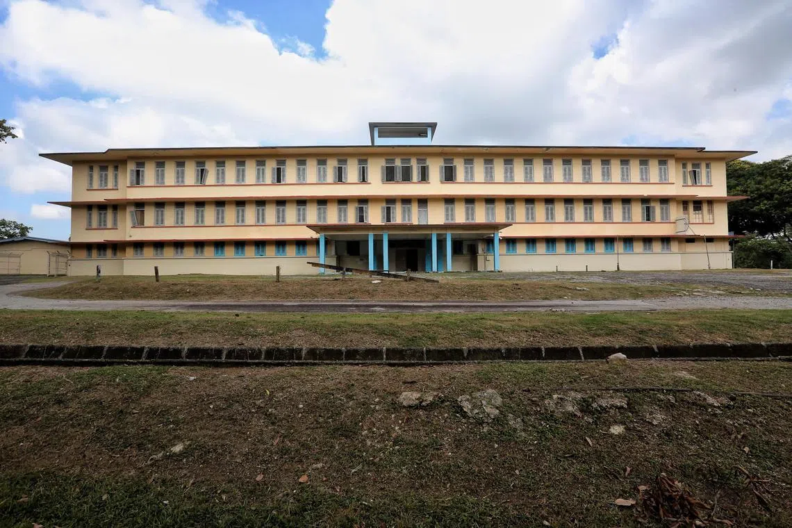 位于观景路10号的建筑曾是警察家眷宿舍、美景路医院和客工宿舍。图摄于2019年。（档案照片）