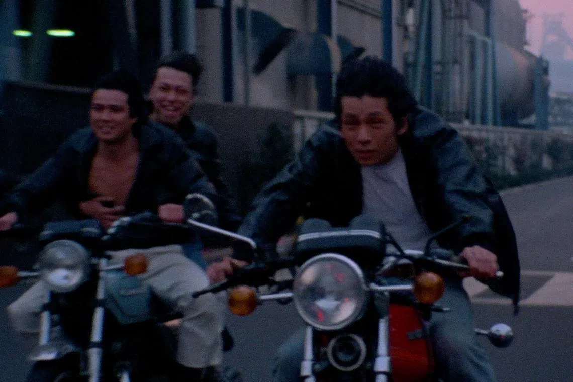 《疯狂雷电路》是石井岳龙学生时期的毕业作品。（新加坡电影协会提供）