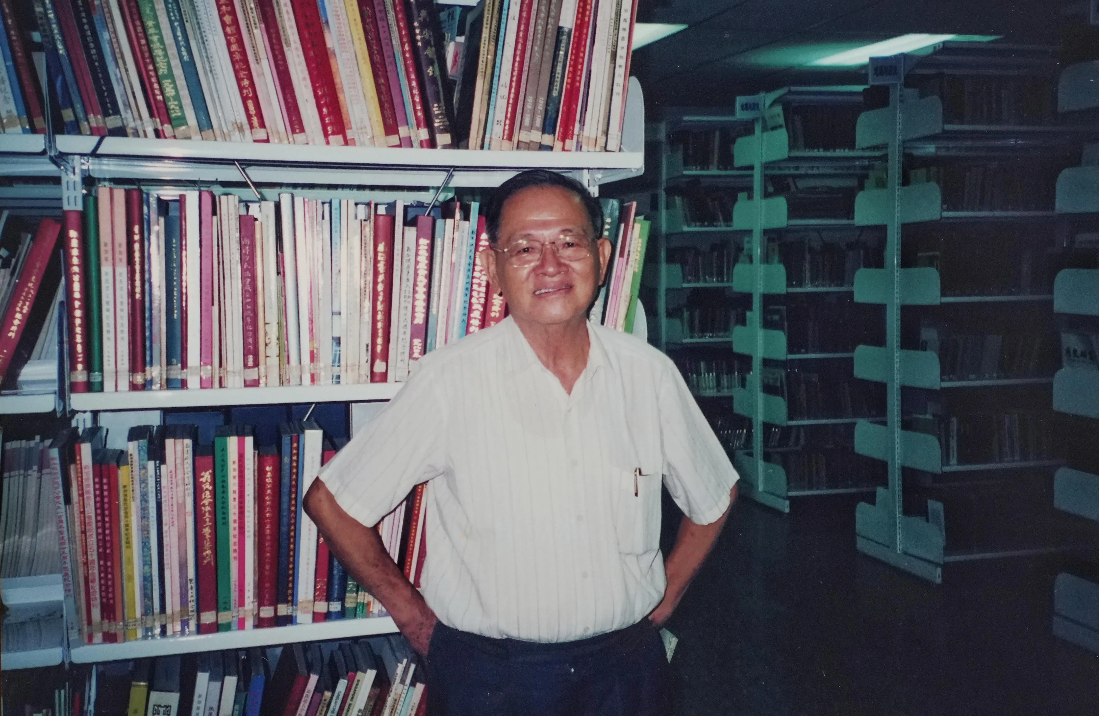 张清江退休后，曾在新加坡宗乡总会担任秘书。（张清江提供）