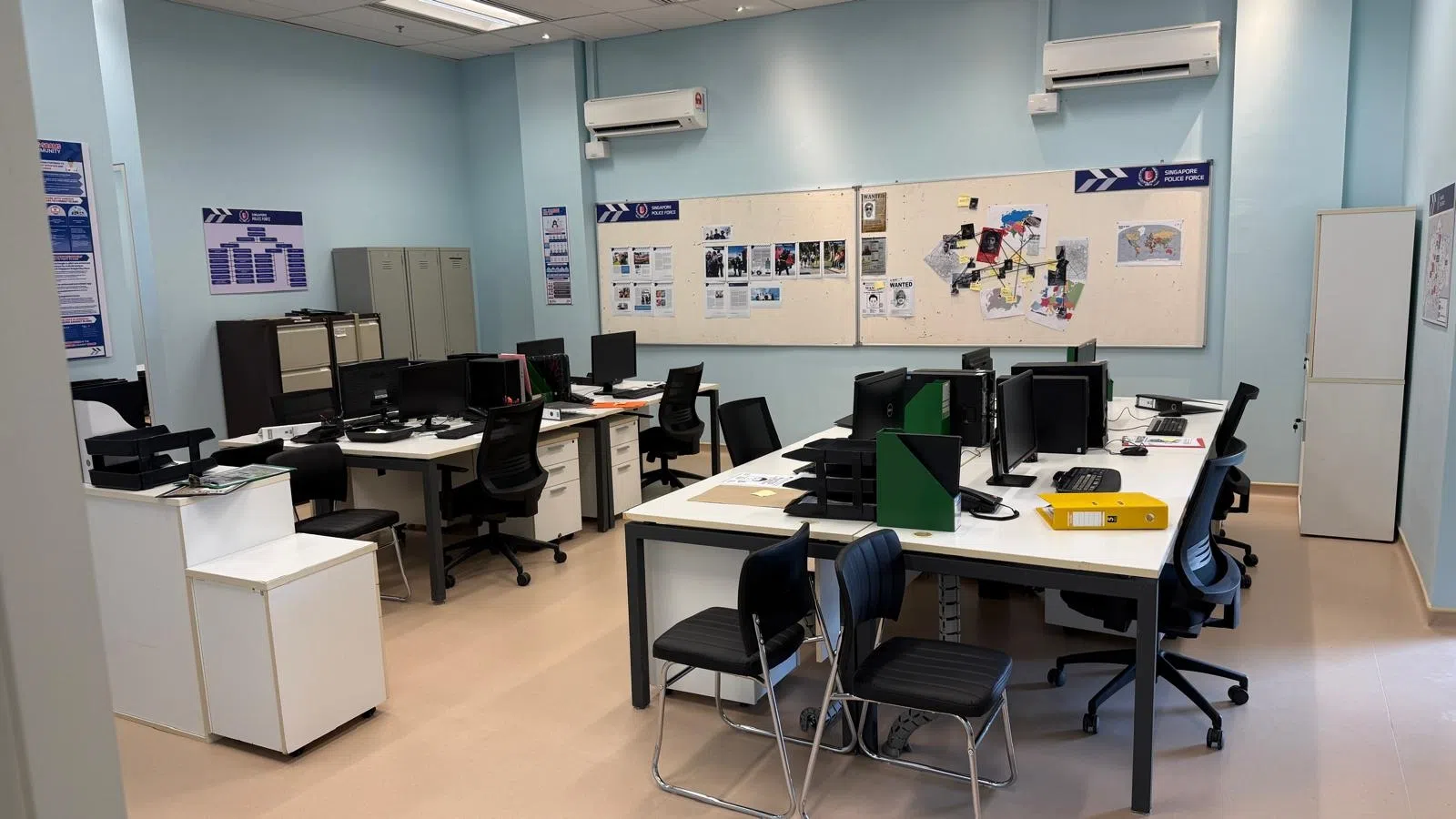 在依斯干达影城打造的警察局片场正式启用。（郑各评提供）