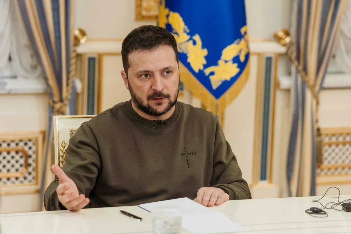 乌克兰总统泽连斯基认为，他所推动的乌克兰十点和平计划会谈，有望在明年就拟出获各方支持的文件。（罕杜申科摄）