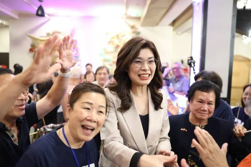 郑丽文纽约出席侨宴：两岸同属中华民族不会制造永久分裂