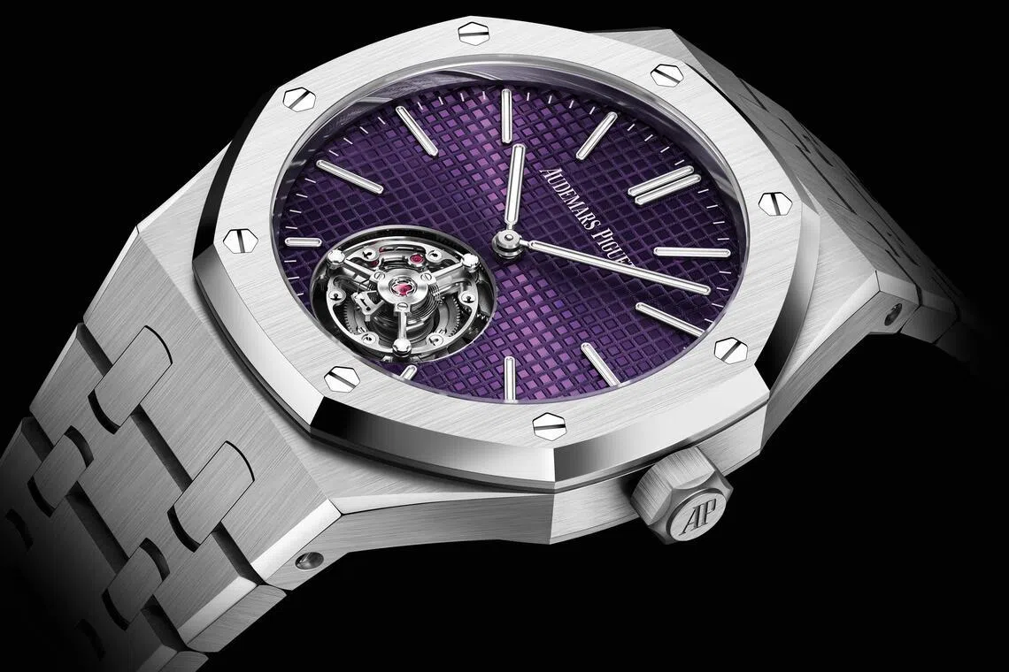 2022年推出的RD#3，首次将浮动式陀飞轮融入皇家橡树37毫米与39毫米表径中。（爱彼提供）