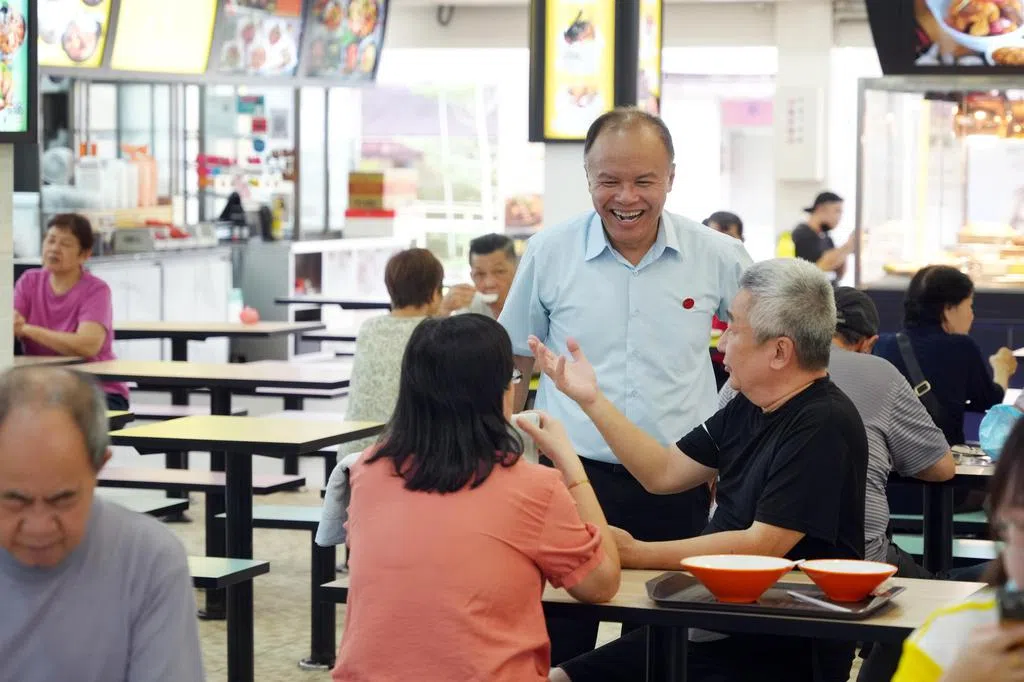工人党费沙：自愿转战淡滨尼 率领新军出征