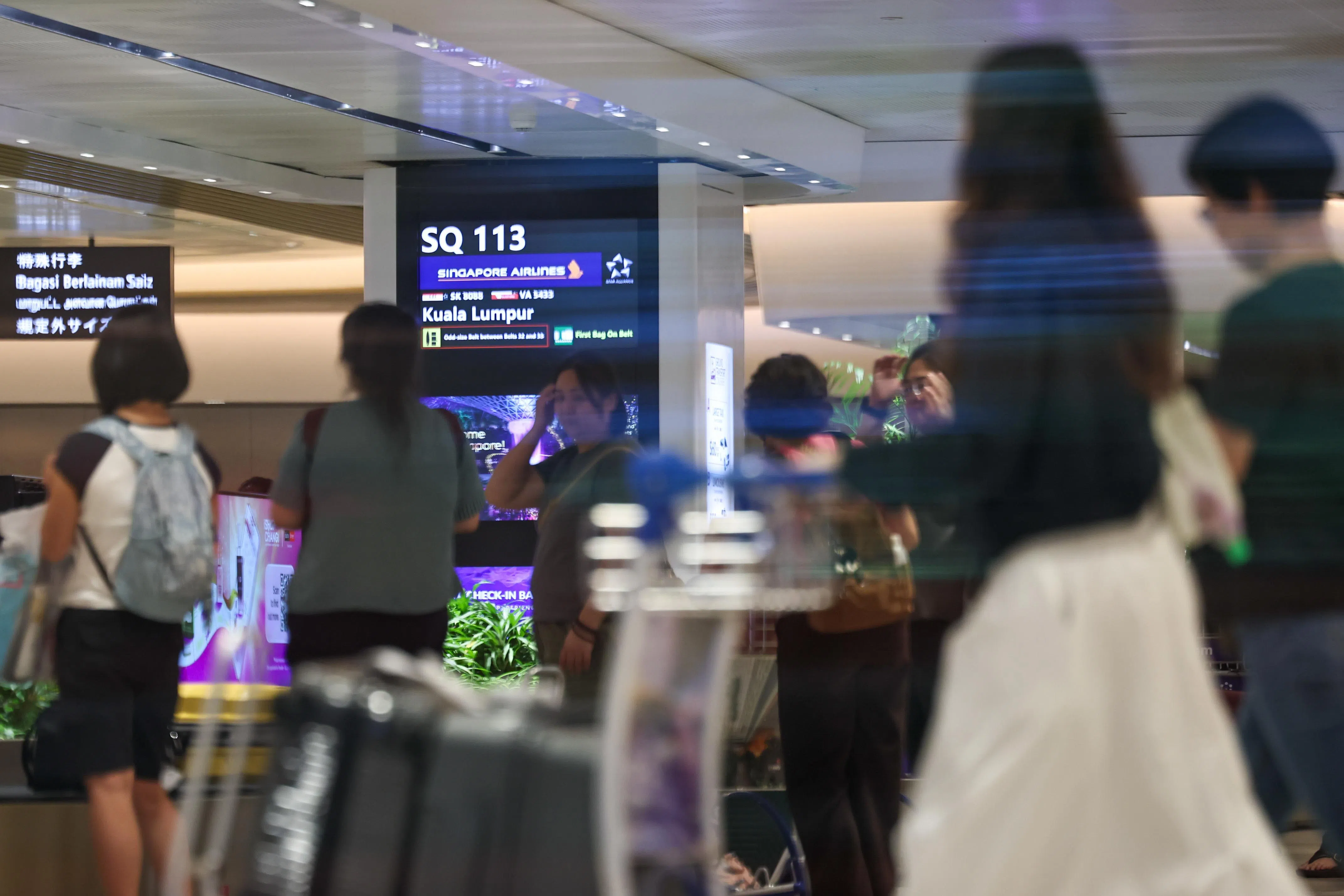 新隆航线以557万多个航班座位重返排行榜三甲，同比增加4%，恢复到冠病疫前水平，也比去年上升一个名次。（陈渊庄摄）