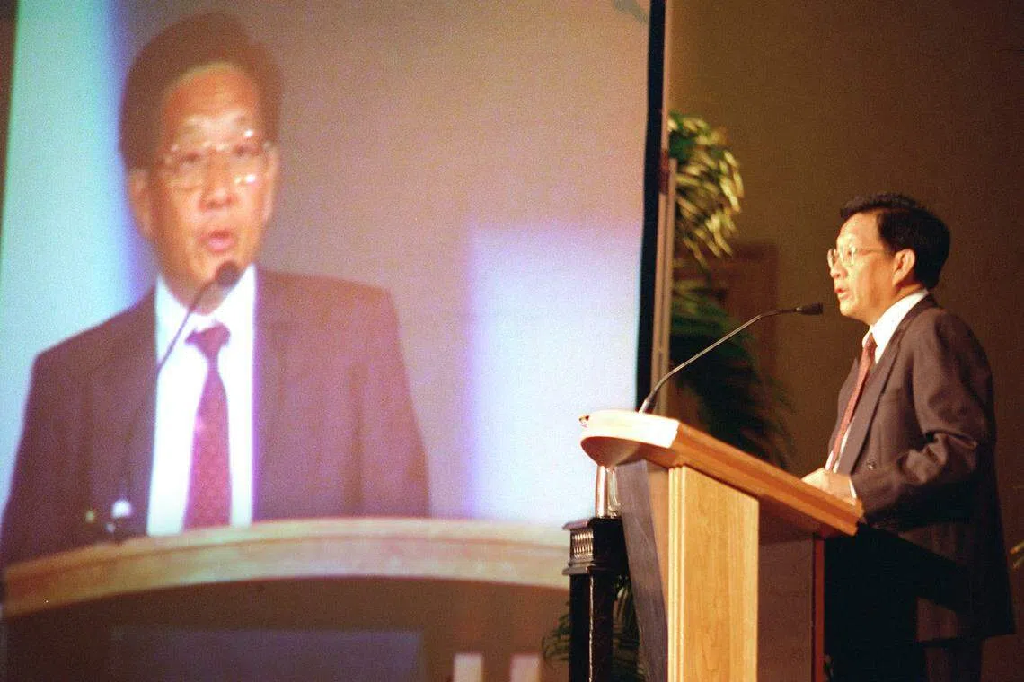 黄国松于1986年加入政府投资公司（GIC），先是主管证券与债券部门，1999年升任公共市场董事经理，2007年担任首席投资官，直到2013年退休为止。（档案照片）