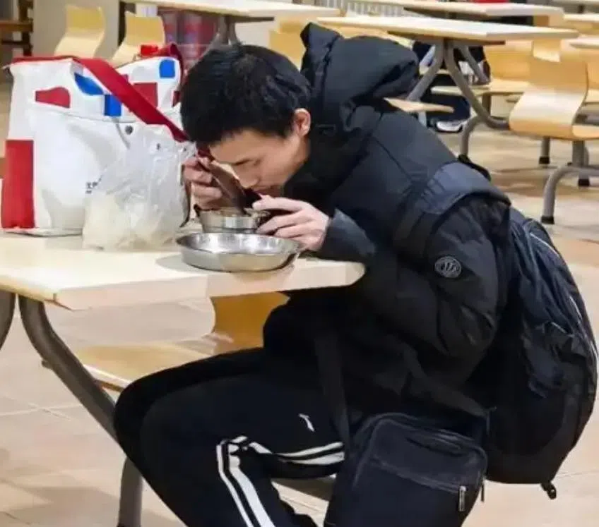 韦东奕获聘北大长聘副教授