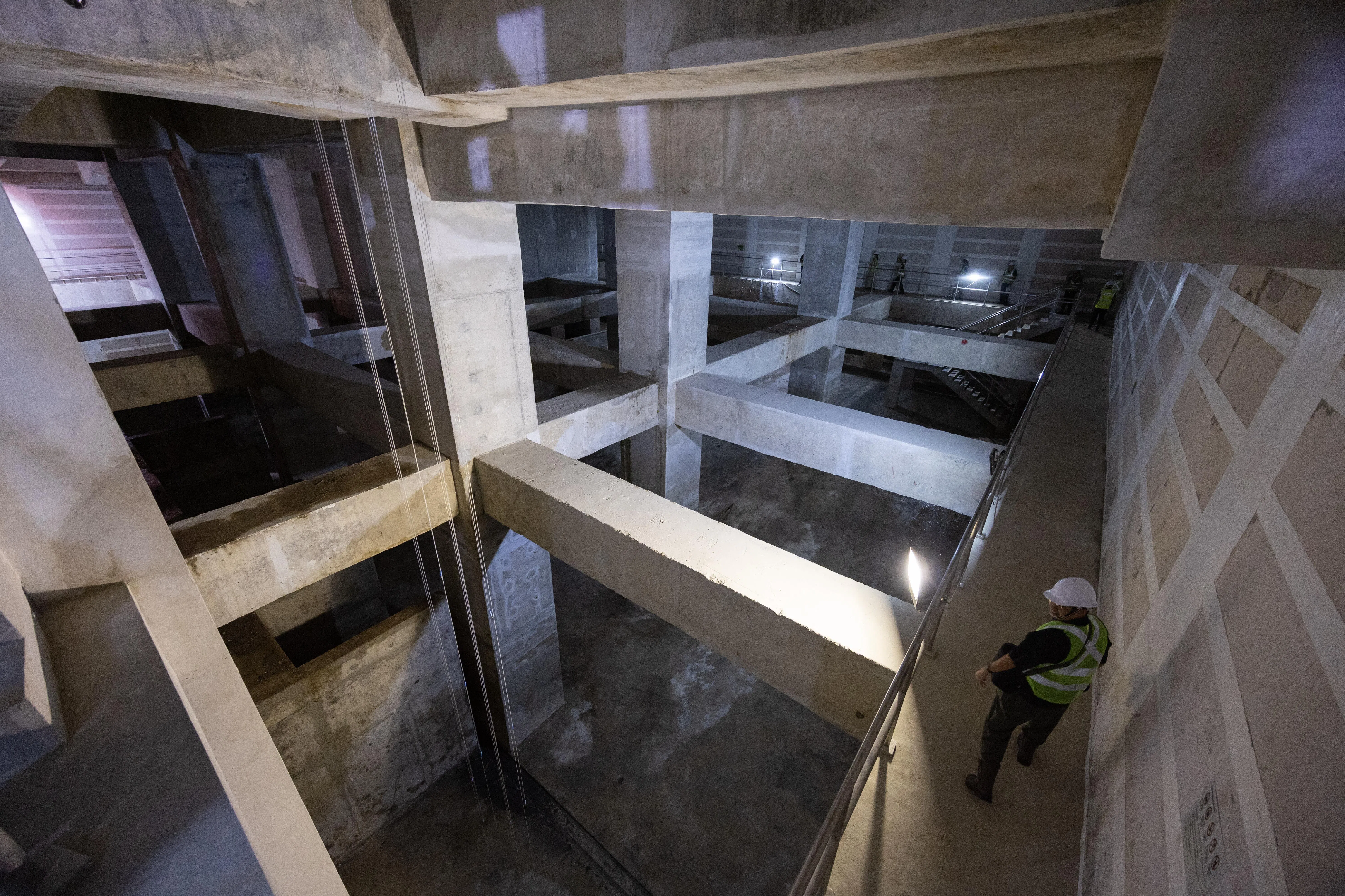 赛阿威（Syed Alwi）水泵站设有可容纳多达9300立方米雨水的地下储水池，相当于四个奥林匹克游泳池的容量。（档案照片）