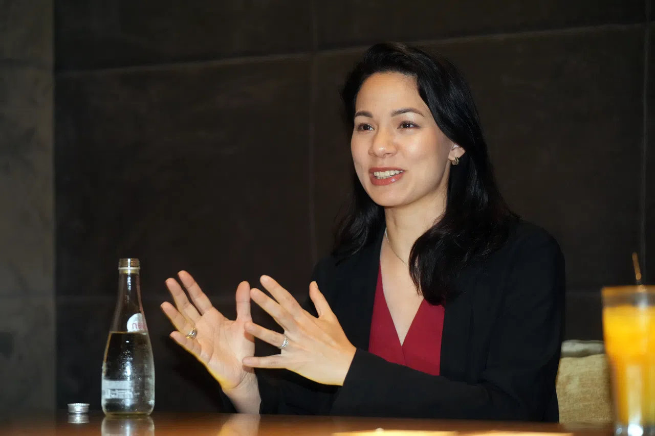 “香港剧场女王”韦罗莎，过去十年跨界电影，她分享了两种演绎技巧的不同。（谢智扬摄）