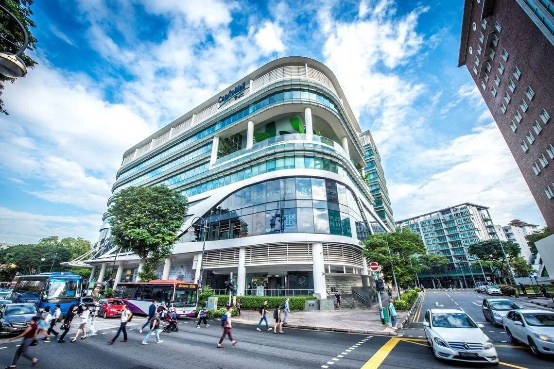 与狮城广场相连接的The Atrium@Orchard，也会同时从2026年第三季度起开展资产提升工程。（凯德投资提供）