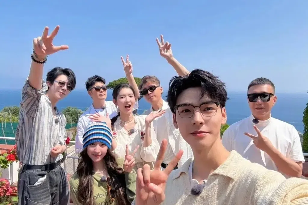 刘宇宁龚俊欧洲比厨艺 张予曦李佳琦开美妆快闪店