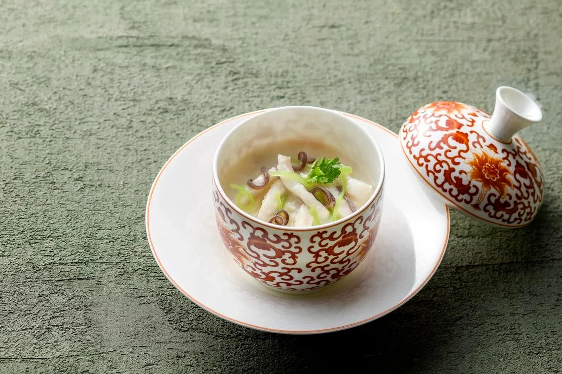 传统杭州名菜宋嫂鱼羹，可追溯至南宋时期。（餐馆提供）