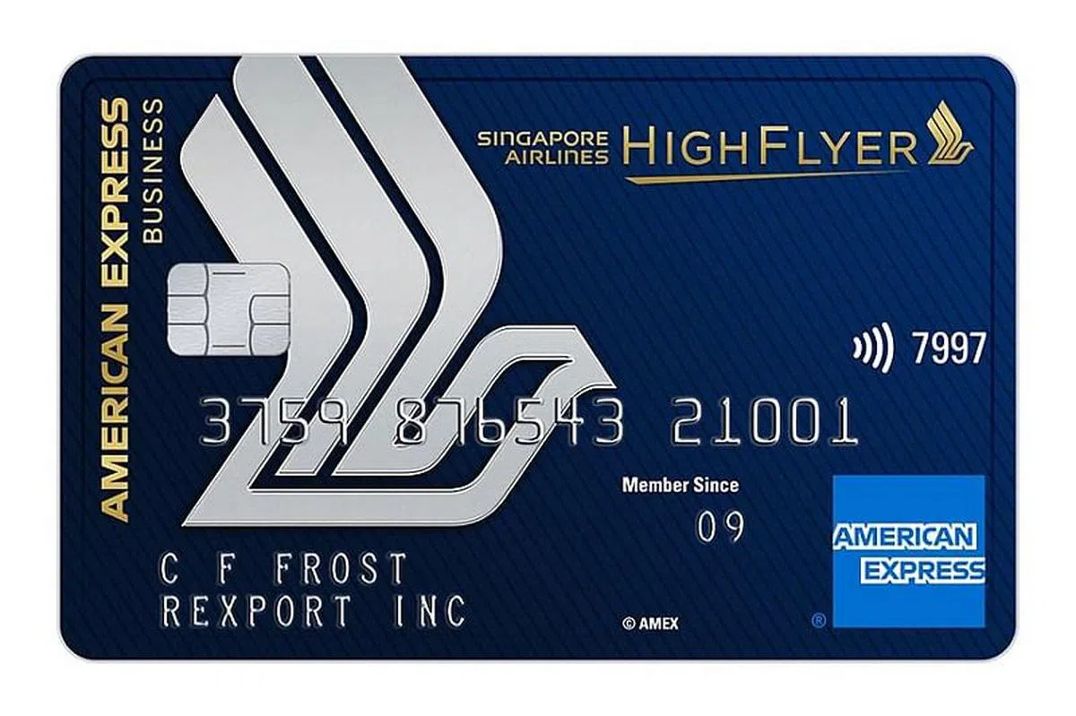 美国运通 Singapore Airlines Business Credit Card 商业信用卡，让你消费的同时可以赚取账单抵消。（图／美国运通提供）