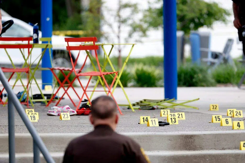 美国密歇根州一水上乐园发生大规模枪击 酿九伤