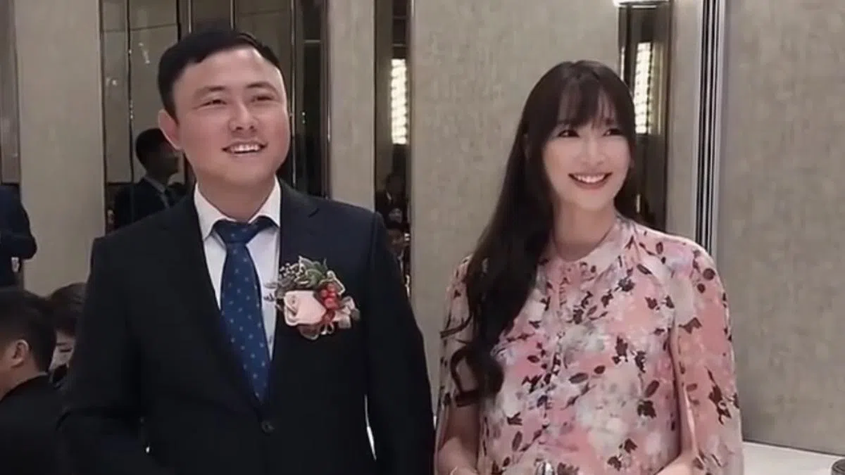 吴佩慈为富商纪晓波生下四子女后淡出演艺圈。