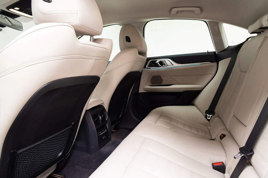 车室空间充足，前后座宽敞舒适。（车商提供）