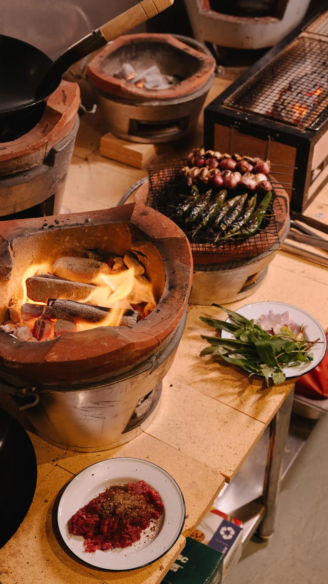 泰国餐馆Jungle有不少炭烤泰式料理，带出食物的香气。（餐馆提供）