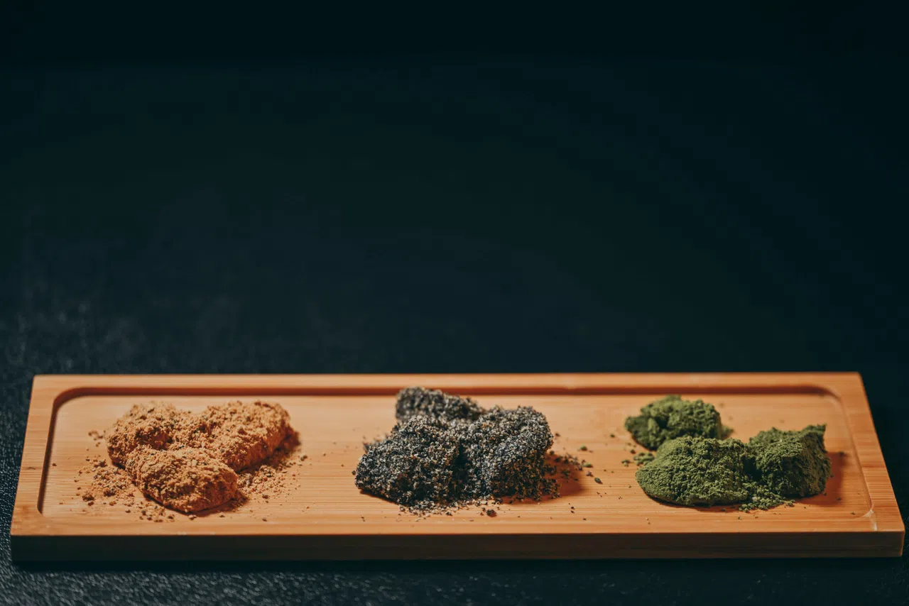 点用套餐，可获一份餐馆自制的日式蕨饼。（餐馆提供）