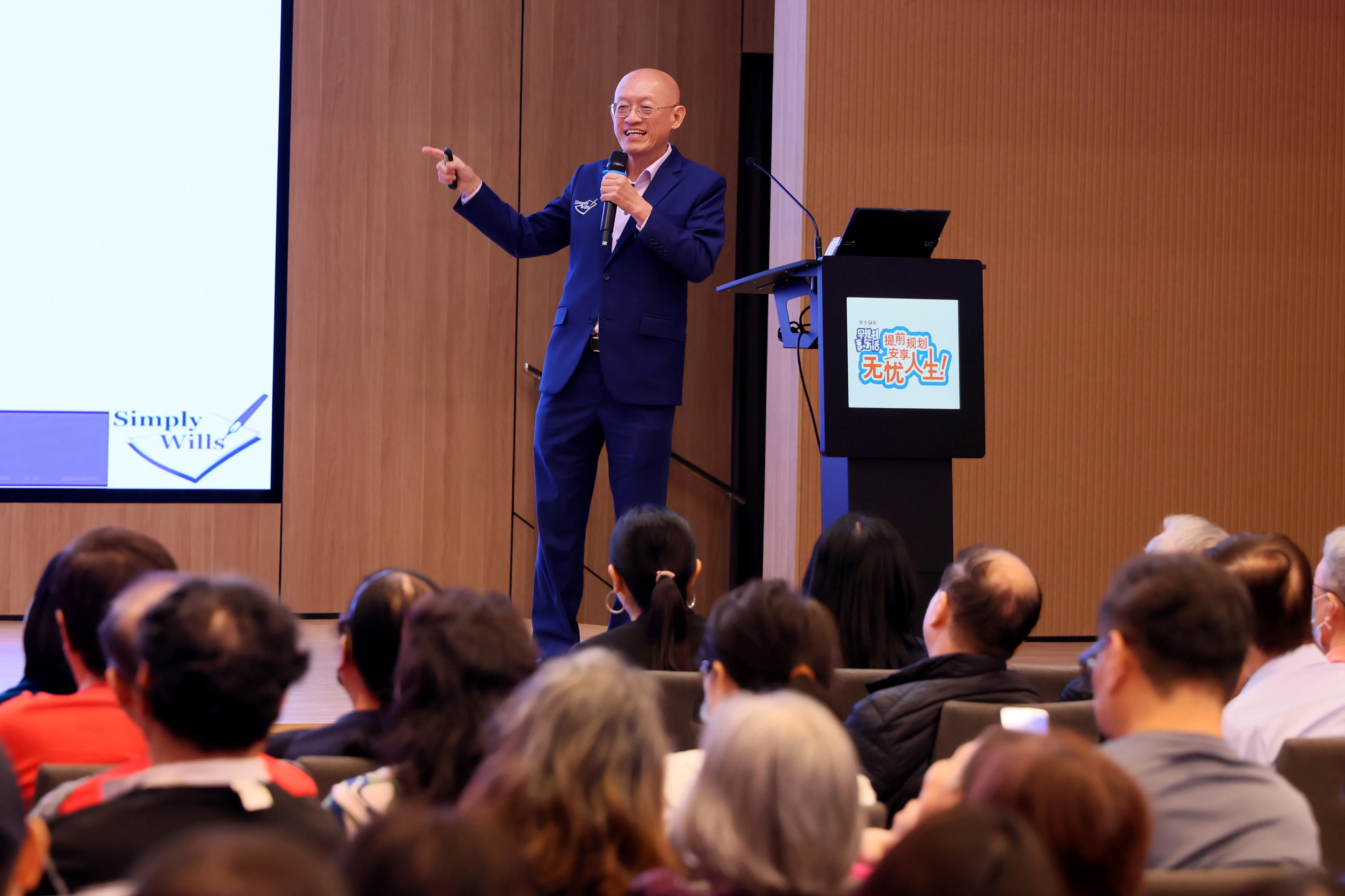 张洧华说，遗嘱虽属私事，但立好后最好告知亲近友人其存放处，以便身后能顺利找到并执行。（龙国雄摄）