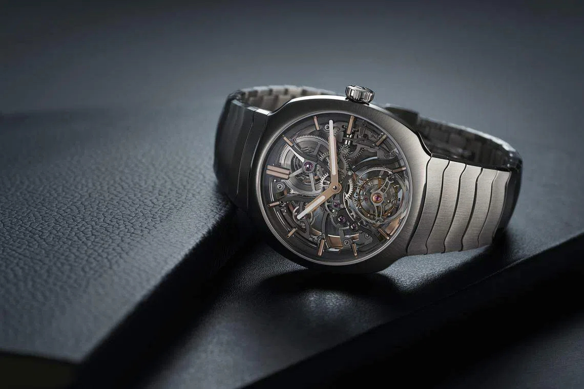 疾速者陀飞轮镂空腕表最引人注目的特点之一是镂空的通透感。（亨利慕时提供）