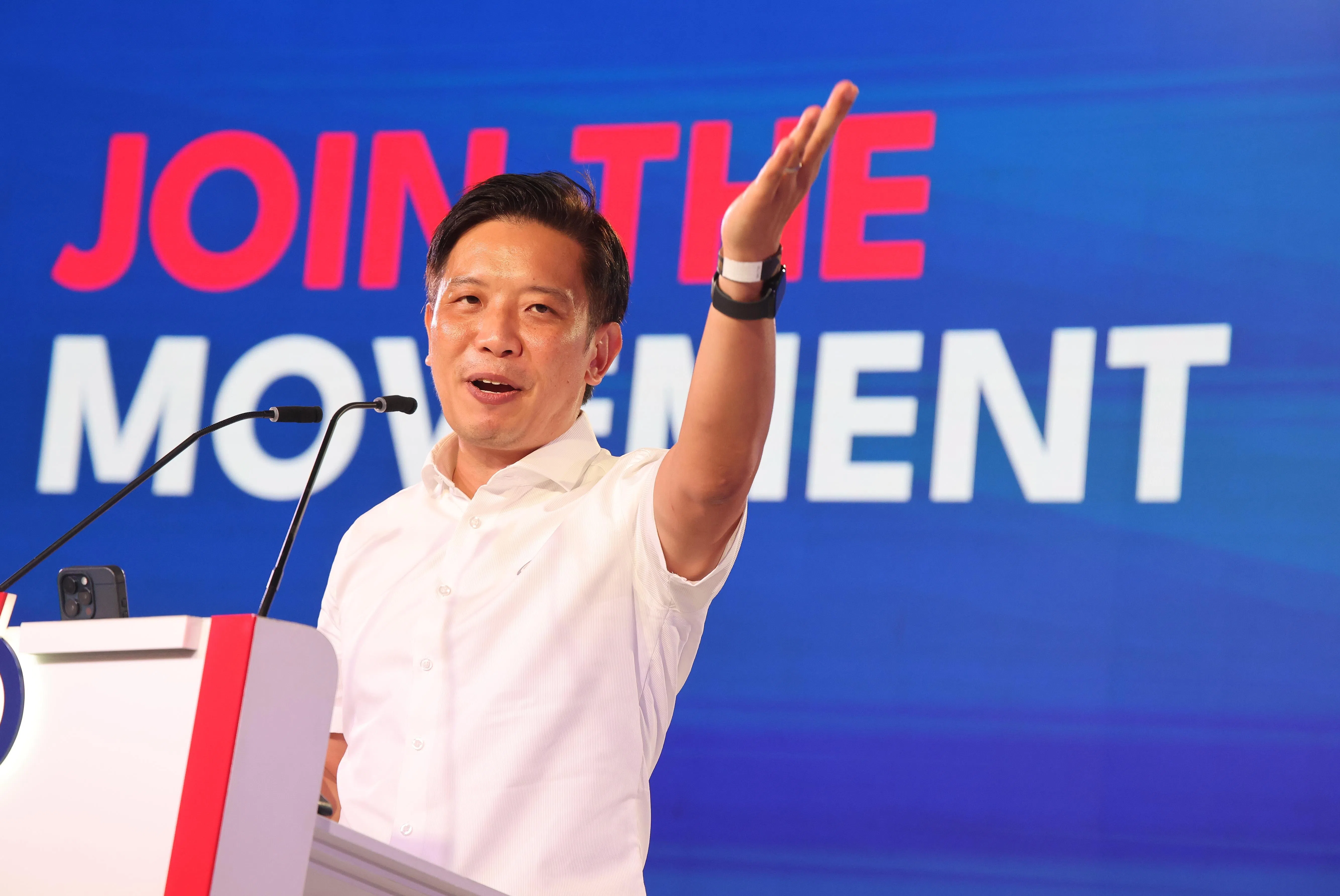 行动党青年团主席陈圣辉说，青年团不仅要为行动党培养潜在候选人，更希望培养能在职场、社会、家庭和国家发挥影响力的领袖。（唐家鸿摄）