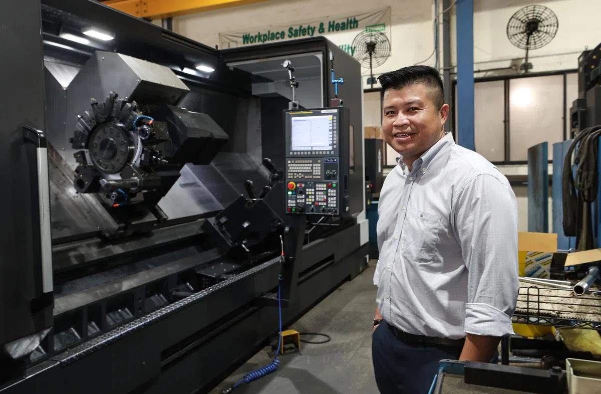 欧艾森执行董事翁国辉说，公司已开始采纳数据分析软件及重新设计工作，以精简人力及流程。（图/商业时报提供）