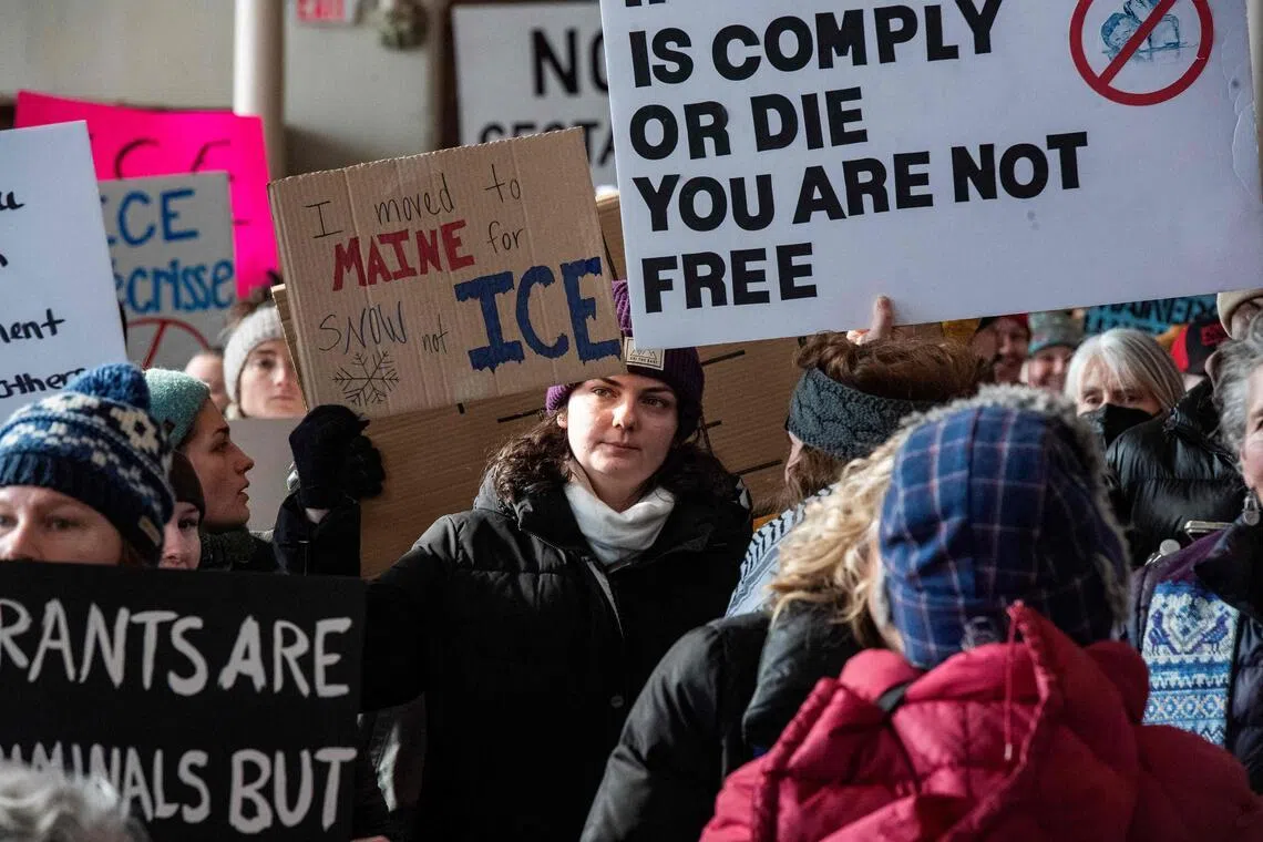 美国土安全部长叫停ICE缅州移民执法行动