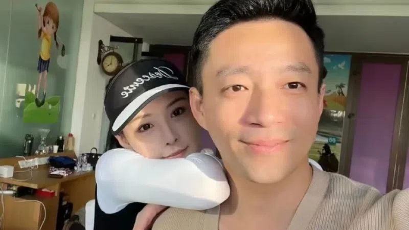 台湾媒体报道，大S与汪小菲爆出离婚后，汪小菲（右）与张颖颖（左）有过一段情，更多次传出汪小菲婚内出轨的对象是张颖颖。（互联网）