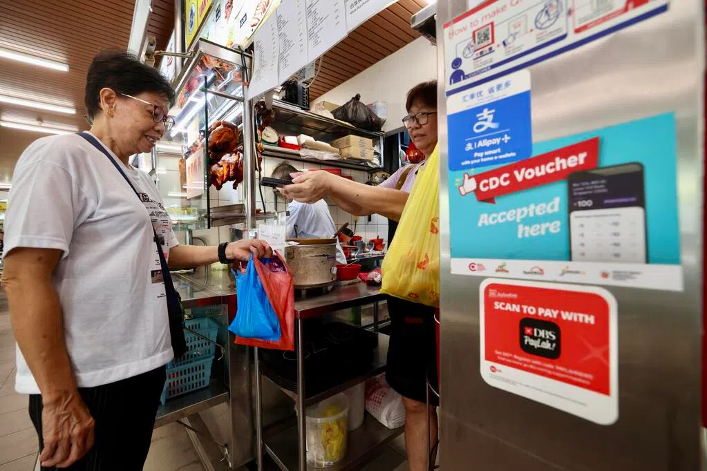 邻里购物券年底到期 消费者加紧消费商家受益