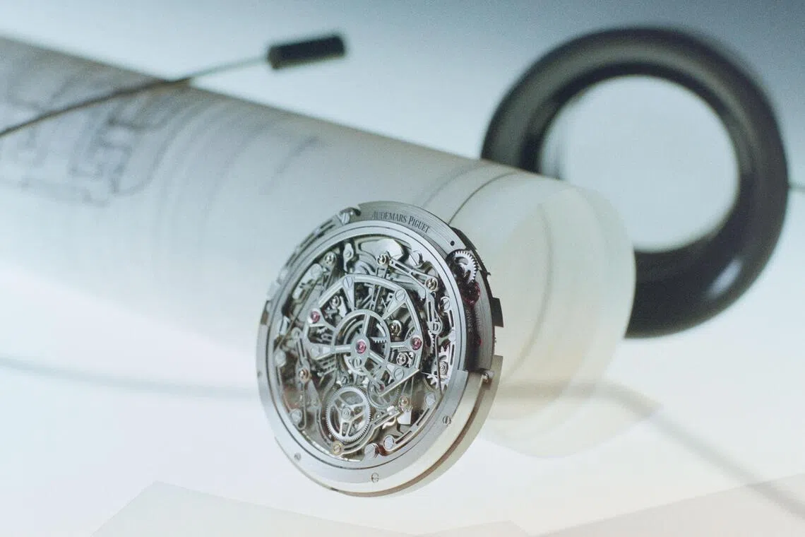 厚度仅4毫米的Calibre 8100自动上链机芯是RD#5的灵魂核心。（爱彼提供）