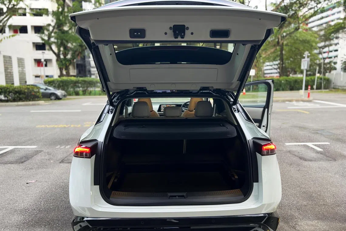 车尾行李厢空间达466升，储物量相当充足。（吴庆康摄）